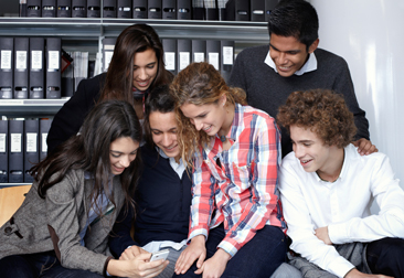 SMARTPHONE-ETIQUETTE-366X251 Smartphone-Etiquette-366x251