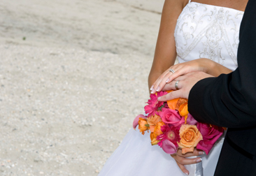 WEDDING-PLANNING-APPS-366X251 wedding-planning-apps-366x251