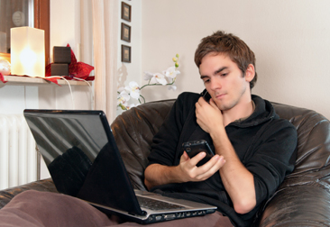 SECOND-SCREEN-SMARTPHONES-TABLETS-366X251 Second-Screen-Smartphones-Tablets-366x251